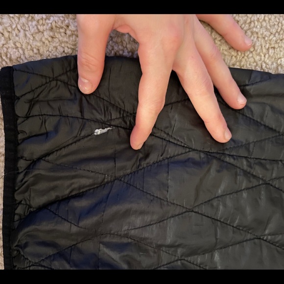 🚨SOLD🚨Patagonia Black Quarter Zip Nano Puffer - Picture 9 of 11